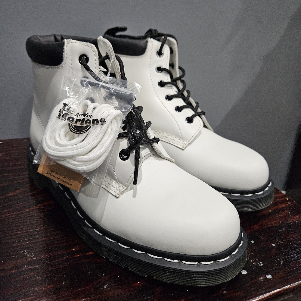 Dr.Martens 939 Smooth Letter Boot